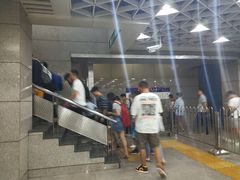 -知春路(地铁站)