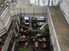 -ROAST coffee & eatery