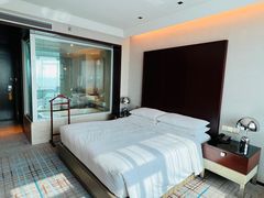 -上海龙之梦万丽酒店