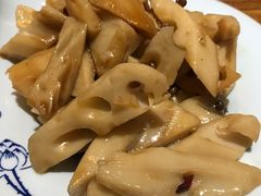 明湖脆藕-泉畔人家·老济南经典鲁菜(大明湖店)