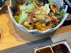 牛油果蔬菜沙拉-吉屋烤肉(八宝街店)