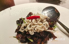 Tea Mushroom Pufferfish Noodles