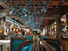 -领鲜活海鲜榴莲自助火锅(东门店)