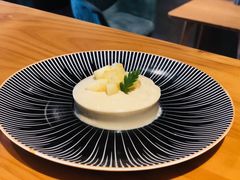 -ZING COFFEE 镜咖啡