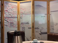 -嘉厨小馆(宜山路店)