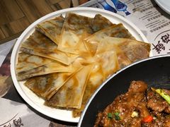 -黄泥岗·地道湖北菜(奥特莱斯店)