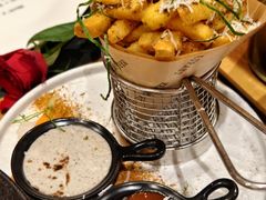 -Mark&Mars Restaurant