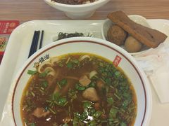 -顺溜·手工刀削面·黑金店(铜锣湾店)