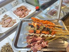 -哈尔滨小酒馆·鲜肉现穿自助烧烤(康新花园店)