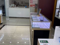 -现代眼镜批发城(台东三路店)