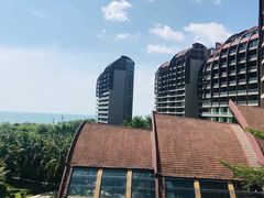-三亚湾海居铂尔曼度假酒店