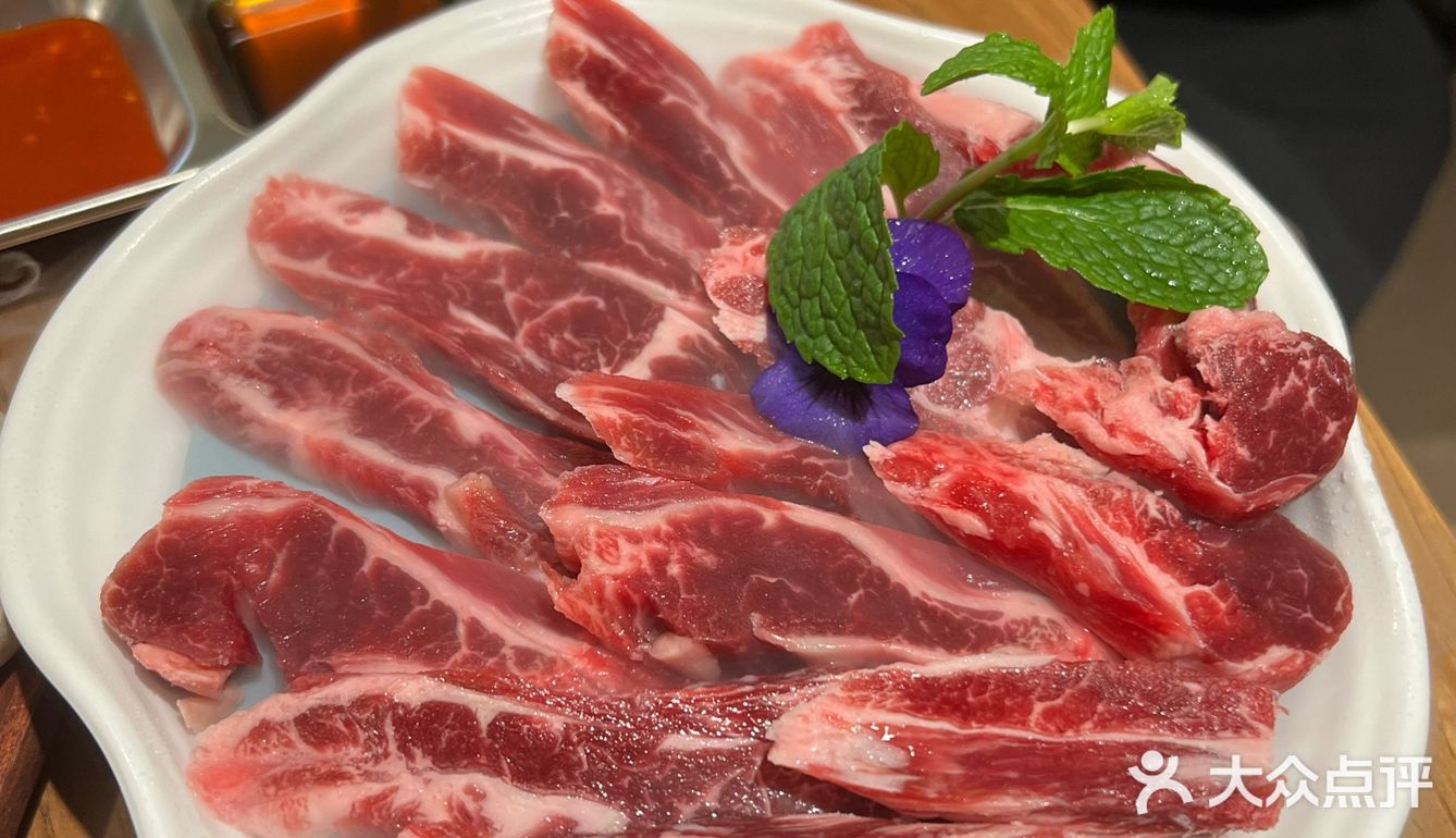 幸会烤肉/烤肉中的天花板[调皮]