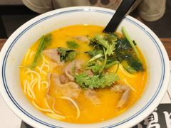 -百联临沂购物中心(临沂路店)