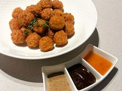 干炸小丸子-四季民福烤鸭店(外滩外白渡桥店)