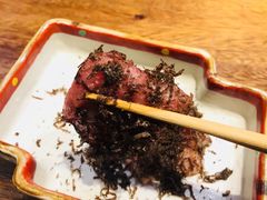 和牛刺身佐黑松露碎-桐寿司Sushi Tong