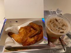 -麦当劳(岚皋路品尊国际店)