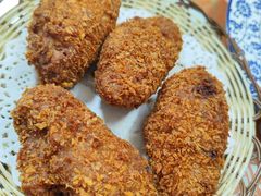 脆皮鸡翅中-金莲饭店·东南亚广东特色风味