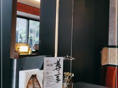 -铭牛烧肉·和牛海鲜自助(高新月牙湖店)