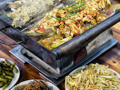 -宏兴烤鱼山庄(宣恩总店)