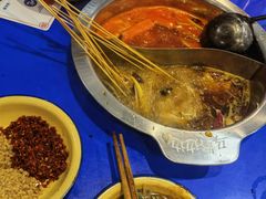 -马路边边串串香(苗栗路店)