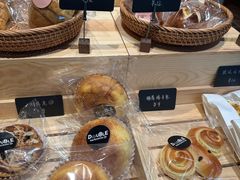 -DOUBLE HAPPINESS 双喜面包咖啡