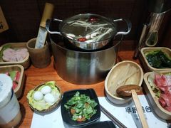 -独食火锅·半米屋台(直营总店)