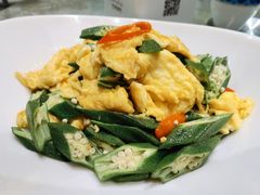 秋葵炒鸡蛋-巴依老爷新疆美食(魏公村店)