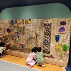 -奈尔宝家庭中心·亲子餐厅(北京东坝万达店)