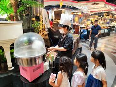 -四海一家自助餐(益田假日广场店)