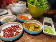 -明洞阿姨·韩式酱蟹烤肉·创意料理(三元桥店)