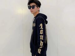 -枫叶小镇奥特莱斯
