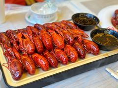 肥肥蒸虾-肥肥虾庄·金牌油焖大虾(江汉路黄鹤楼联名店)