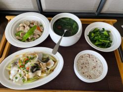 -臻康乃馨月子中心(集美店)