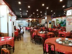大堂-化州大众美食城(宝安老牌店)