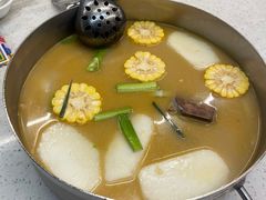 -肥仔文澳门猪骨煲(南京西路店)