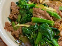 芥兰炒牛肉-南记食粥坊·宵夜大排档(南桂店)