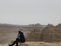 -哈密雅丹地貌生态公园-停车场
