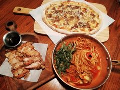-I HOLIC艾豪丽披萨(KKone店)