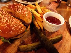 -羽深肉铺 Steak & Wine