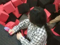 -嘿哟动霸CHUA·新潮玩运动娱乐中心·蹦床滑冰团建乐园