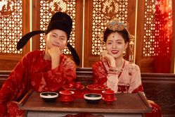 -芭莎视觉婚纱摄影(花溪店)