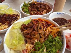 -李与白包子铺(桐梓林店)