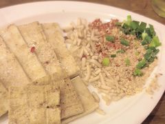 -范二妹独特烧烤夜宵城(宜宾总店)