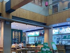 -绿草地·湘菜(酃湖师院店)
