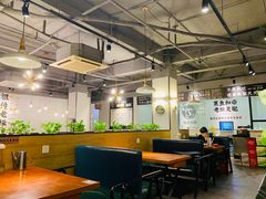 大堂-火胖子肥肠煲·始于1998(南山村店)