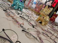 -肆兮眼镜·蔡司·徕卡战略合作店(大坪店)