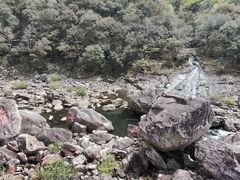 -燕子河大峡谷天坑仙境