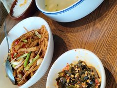 -湘力力小院·鱼汤泡饭(枫林路店)