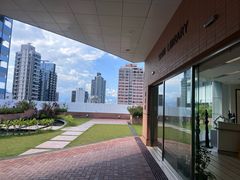 -香港大学
