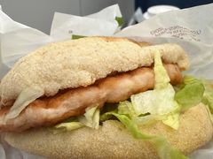 -麦当劳(上海虹桥站30B检票口楼上)
